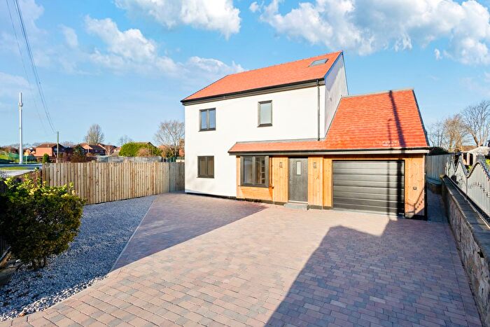 4 Bedroom Detached House For Sale In Snydale Rd, Normanton, WF6