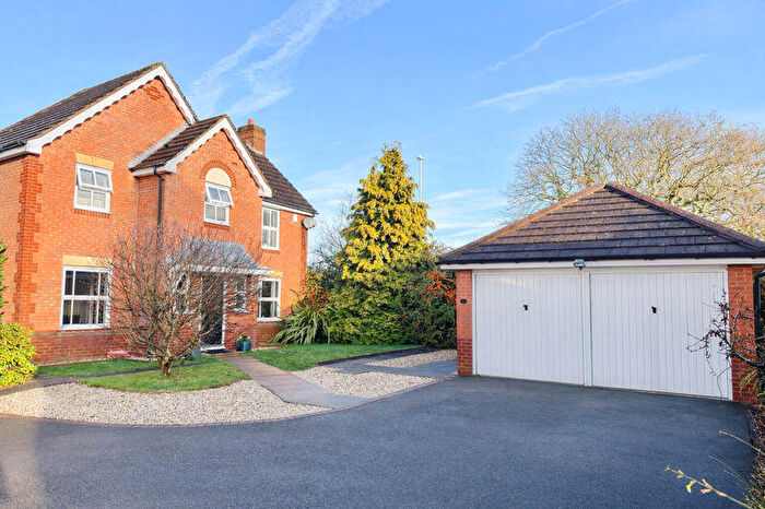 4 Bedroom Detached House For Sale In Hatherden Drive, Sutton Coldfield, B76