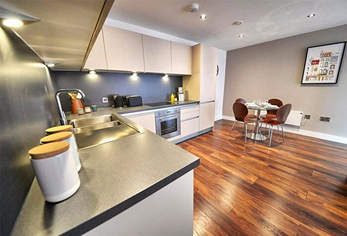 2 Bedroom Apartment To Rent In Ordsall Lane, Salford, Greater Manchester, M5
