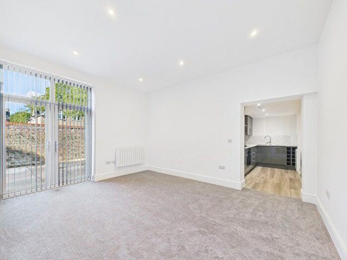 2 Bedroom Flat To Rent In Hull, HU5