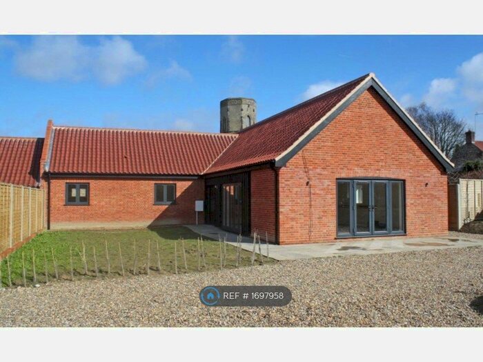 3 Bedroom Semi-Detached House To Rent In Hunworth Road, Edgefield, Melton Constable, NR24