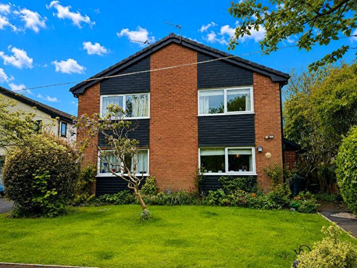 1 Bedroom Semi-Detached House For Sale In Snowdon Close - Blackpool -, FY1
