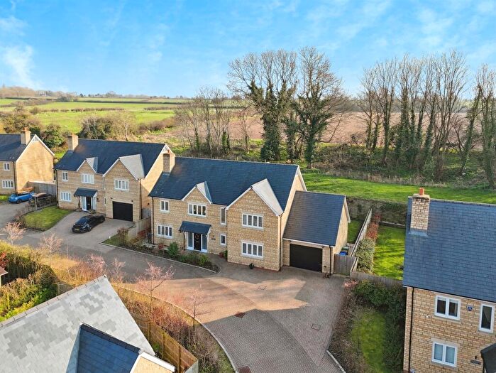 5 Bedroom Detached House For Sale In Home Farm Close, Lighthorne, Warwick, CV35