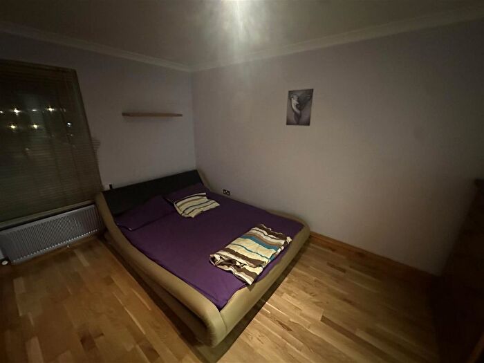 1 Bedroom Flat To Rent In Lovelinch Close, London, SE15