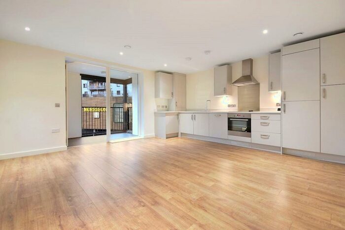 1 Bedroom Apartment To Rent In Roxborough Road, Harrow, HA1