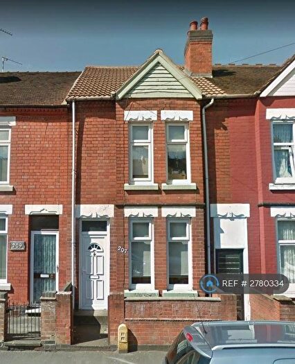 3 Bedroom Terraced House To Rent In Gadsby Street, Nuneaton, CV11