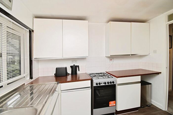 1 Bedroom Flat To Rent In Cyprus Place, Beckton, London, E6