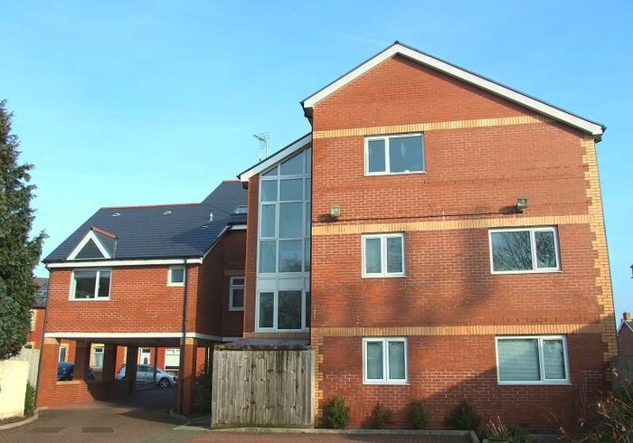 1 Bedroom Flat To Rent In Monmouth Court, Caldicot, Monmouthshire., NP26