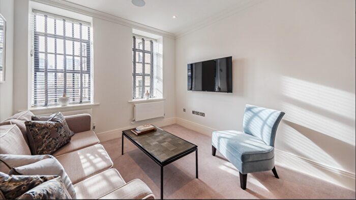 2 Bedroom Flat To Rent In Rainville Road, London, W6