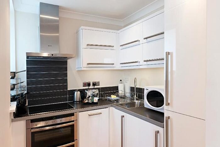 Studio To Rent In Wellington Street, Cambridge, CB1