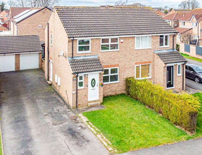 3 Bedroom Semi-Detached House For Sale In Old Farm Way, Brayton, North Yorkshire, YO8