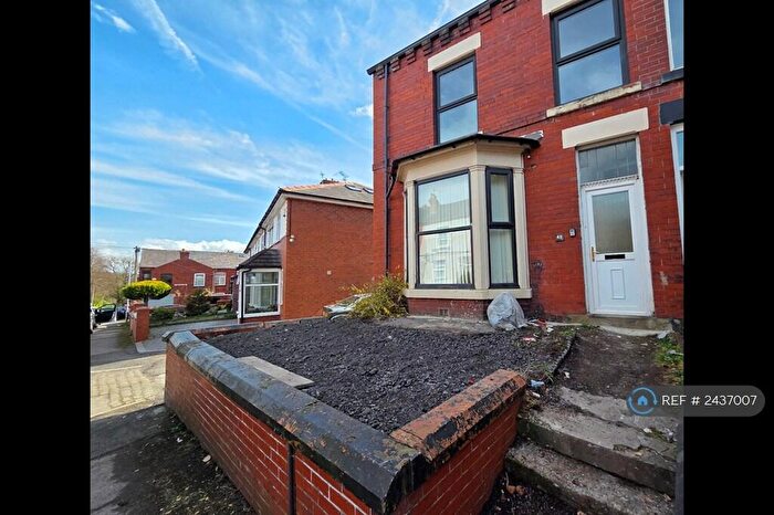 3 Bedroom Terraced House To Rent In Bar Lane, Bolton, BL1