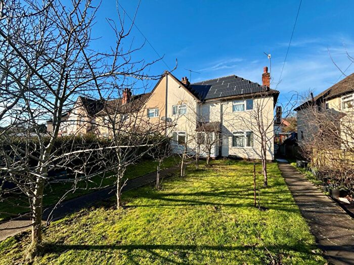 1 Bedroom Flat To Rent In Glebe Road, Stratford Upon Avon, CV37