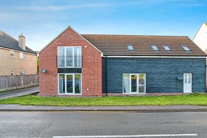 3 Bedroom Terraced House For Sale In Lynn Road, Littleport, Ely, CB6