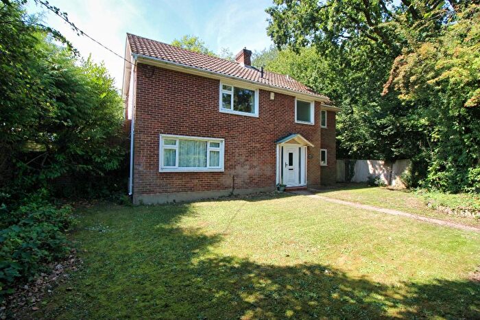 4 Bedroom Detached House For Sale In Fawkham Road, West Kingsdown, TN15