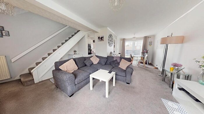 2 Bedroom Terraced House For Sale In Cowley Road, Headlands, NN11