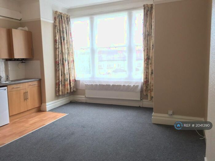 1 Bedroom Flat To Rent In Redland Road, Bristol, BS6