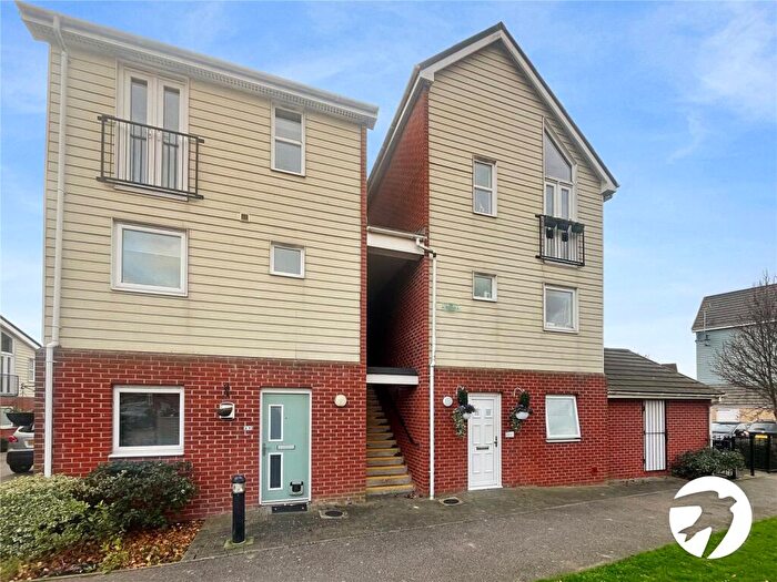 2 Bedroom Flat To Rent In Bismuth Drive, Sittingbourne, Kent, ME10