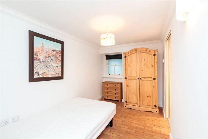 1 Bedroom Flat To Rent In Nottingham Street, London, W1U