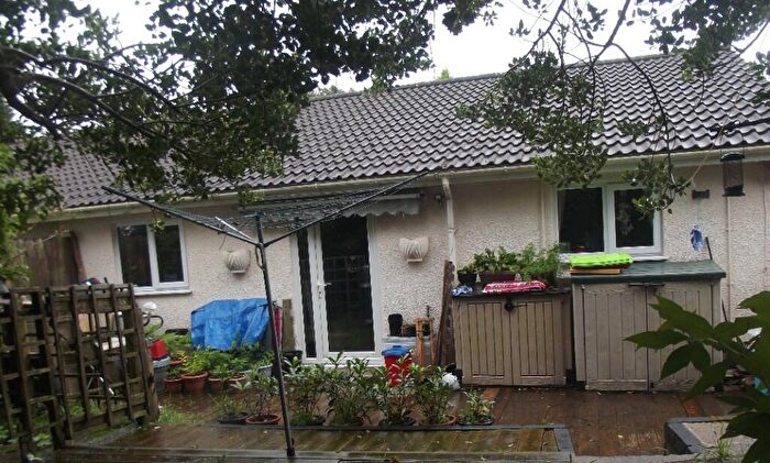 3 Bedroom Semi-Detached Bungalow For Sale In Penwithick Park, PL26