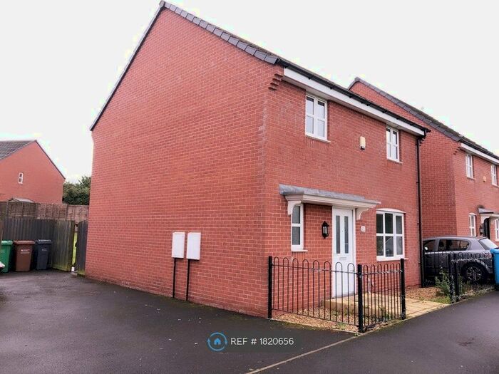 4 Bedroom Detached House To Rent In Flemish Crescent, Manchester, M18