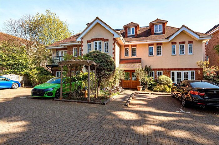 1 Bedroom Flat To Rent In Sheerwater Road, Woodham, Addlestone, KT15