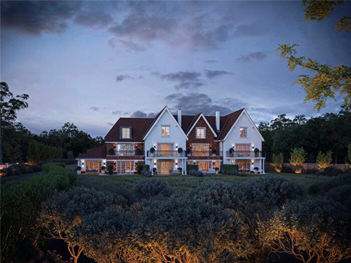 4 Bedroom Terraced House For Sale In Barton Common Road, New Milton, Hampshire, BH25