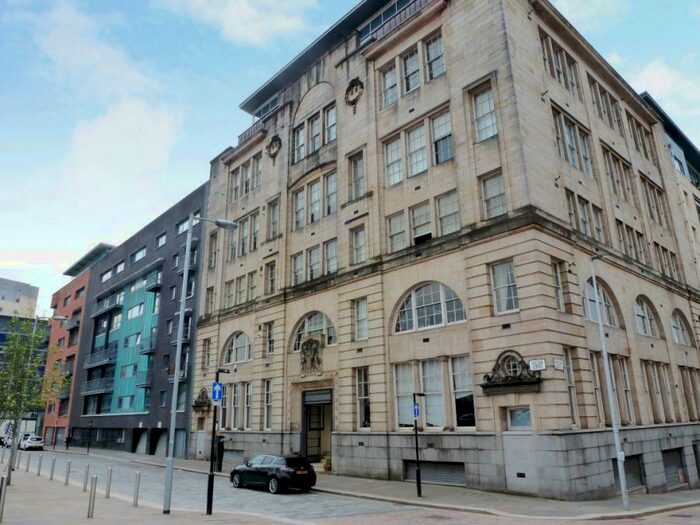 5 Bedroom Penthouse To Rent In College Street, Merchant City, G1
