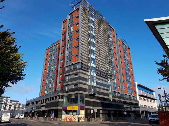 2 Bedroom Flat To Rent In Flat / Lancefield Quay, G3