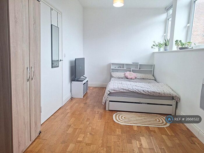 Studio To Rent In Market Place Chambers, Stevenage, SG1