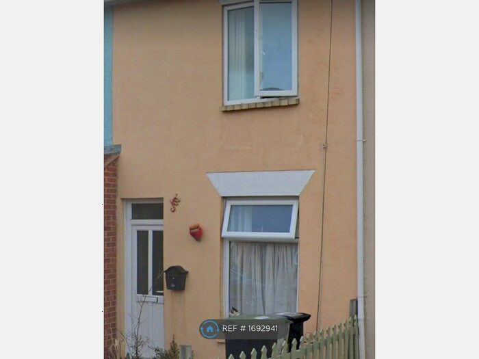 2 Bedroom Terraced House To Rent In Bedford Street, Gosport, PO12