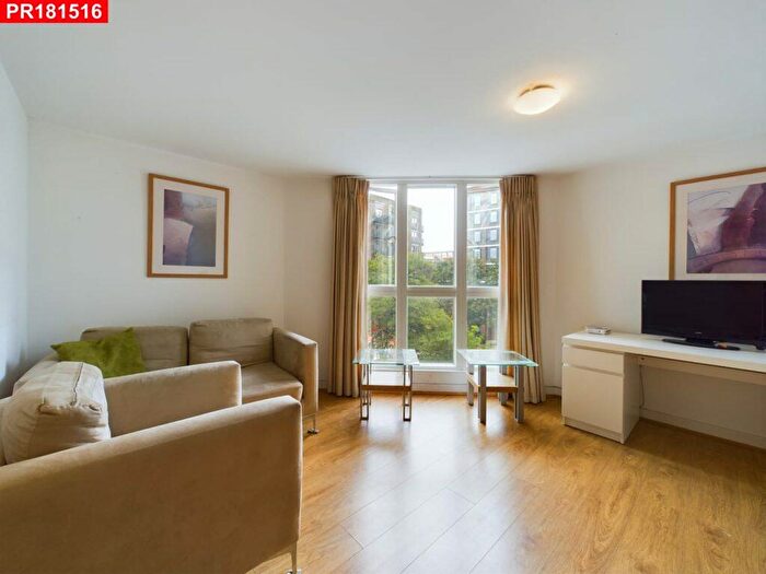 2 Bedroom Flat To Rent In Canada Street, Rotherhithe, – Bedrooms Flat, SE16