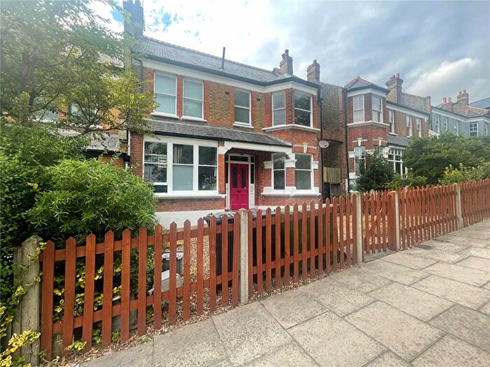 1 Bedroom Apartment To Rent In Montague Avenue, Brockley, London, SE4