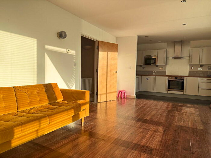 2 Bedroom Flat For Sale In Elektron Tower, Blackwall Way, London, E14