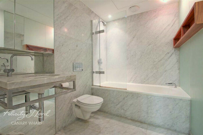 1 Bedroom Apartment For Sale In Ontario Tower, Canary Wharf, London, E14