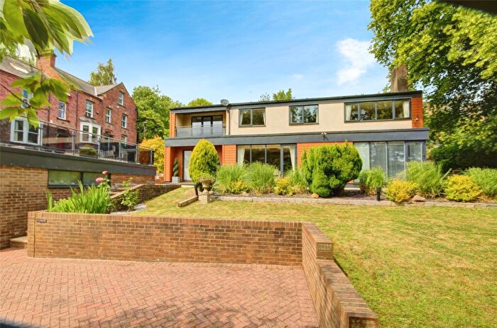 4 Bedroom Detached House For Sale In Leazes Road, Durham City, DH1