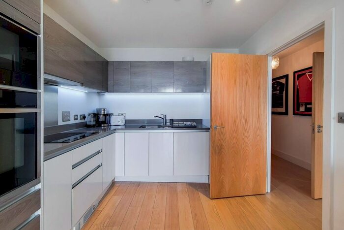 1 Bedroom Flat To Rent In Robsart Street, Stockwell, London, SW9