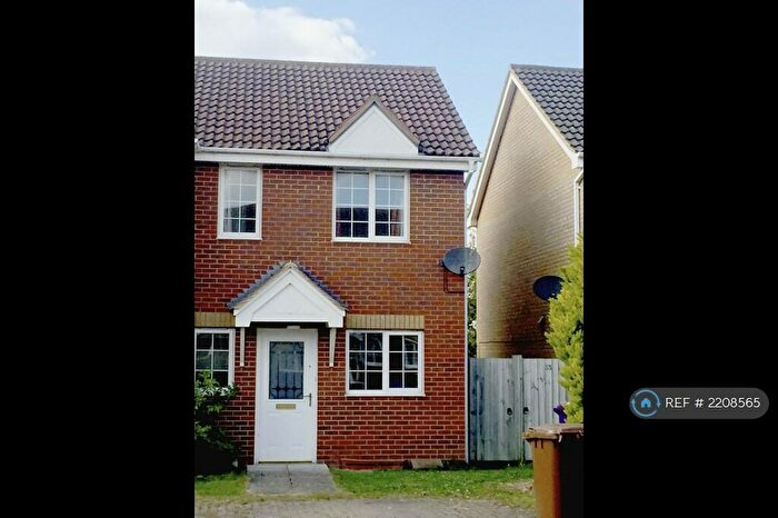 2 Bedroom Semi-Detached House To Rent In Redwing Rise, Royston, SG8