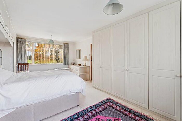 3 Bedroom Detached House For Sale In Common Road, Great Kingshill, HP15