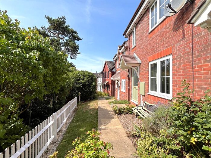 2 Bedroom Terraced House For Sale In Armscote Grove, Hatton Park, Warwick, CV35