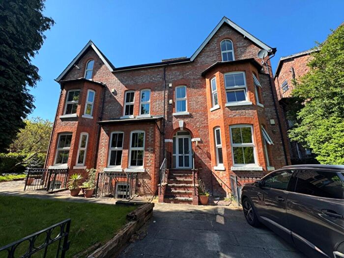 2 Bedroom Flat To Rent In Old Lansdowne Road, West Didsbury, Manchester, M20