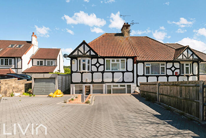 3 Bedroom House For Sale In The Close, Pampisford Road, Purley, Surrey, CR8