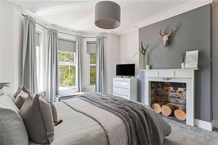 2 Bedroom Apartment For Sale In Kings Road, Charminster, Bournemouth, BH3