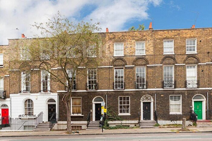 2 Bedroom Flat To Rent In Amwell Street, Angel / Kings Cross, EC1R