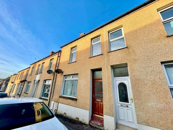 3 Bedroom Property To Rent In Merthyr Street, Barry, CF63