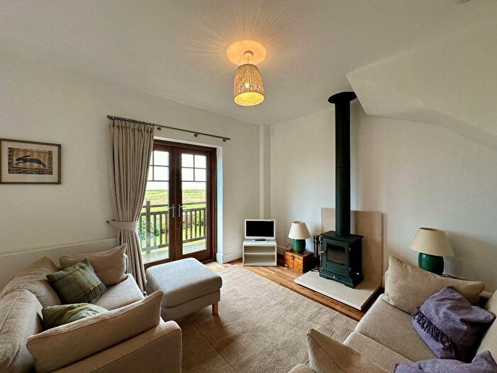 2 Bedroom Character Property To Rent In Crosbie Road, Troon, South Ayrshire, KA10