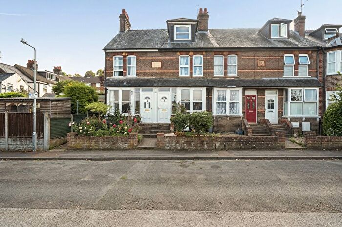 3 Bedroom Terraced House For Sale In Gladstone Road, Chesham, Buckinghamshire, HP5