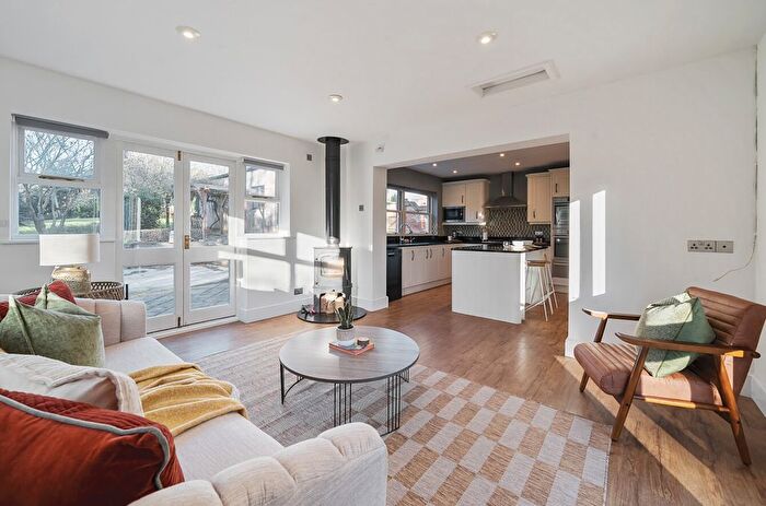 5 Bedroom Detached House For Sale In Lake Road, Curdridge, Southampton, Hampshire, SO32