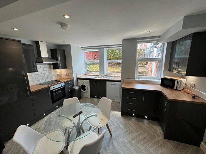 4 Bedroom Terraced House To Rent In Royal Park Road, Hyde Park, Leeds, LS6