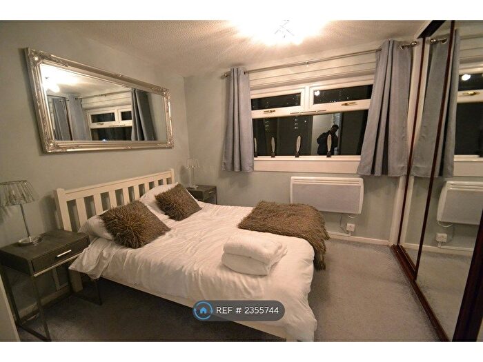 1 Bedroom Flat To Rent In St. Mungo Avenue, Glasgow, G4